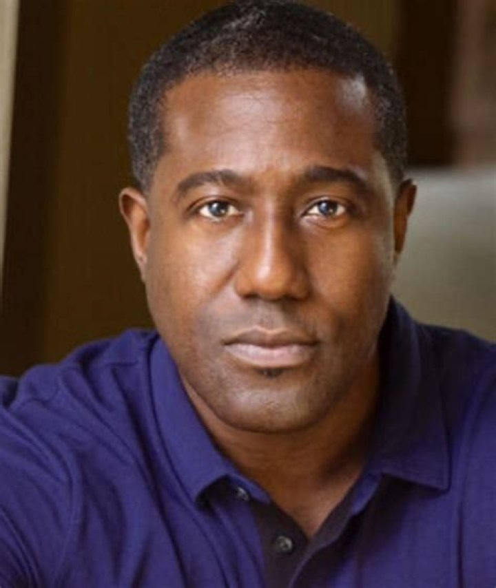 E. Roger Mitchell Biography, Age, Height, Wife, Net Worth, Family
