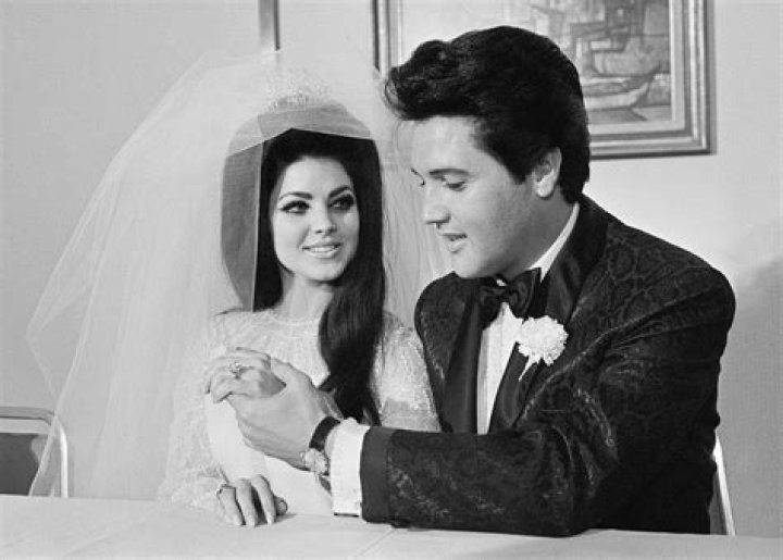 Elvis Grbac Biography, Age, Height, Wife, Net Worth, Family