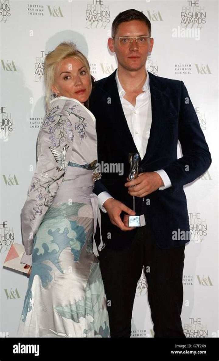 Giles Deacon Biography, Age, Height, Wife, Net Worth, Family
