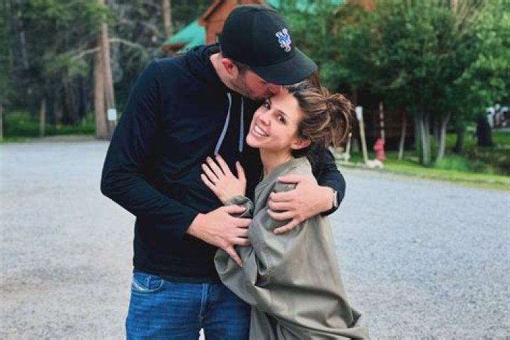 Kate Mansi Biography, Age, Height, Husband, Net Worth, Family