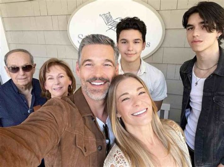 LeAnn Rimes Biography, Age, Height, Husband, Net Worth, Family