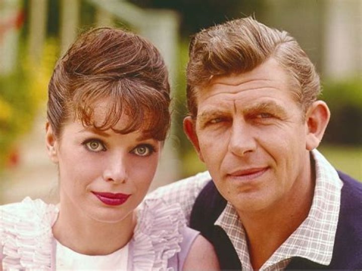 Lorraine Grey Biography, Age, Height, Husband, Net Worth, Family