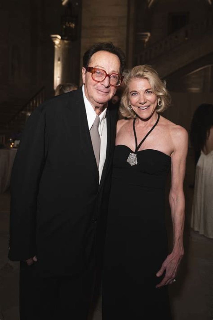 Lynn Forester de Rothschild Biography, Age, Height, Husband, Net Worth, Family