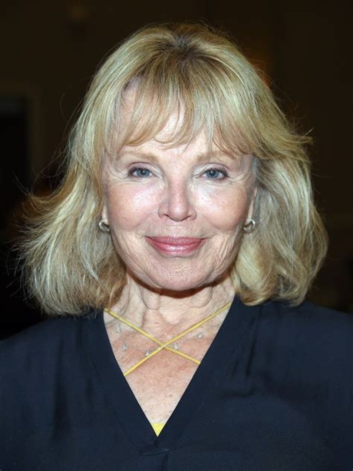 Marta Kristen Biography, Age, Height, Husband, Net Worth, Family