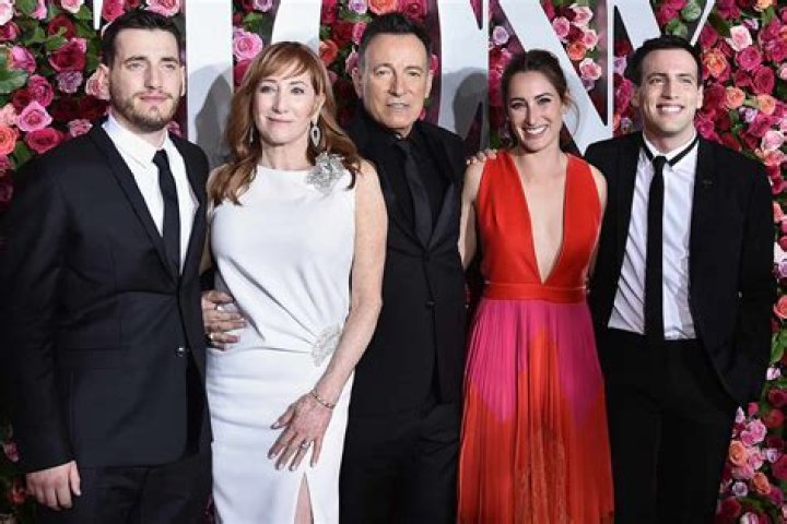 Patti Scialfa Biography, Age, Height, Husband, Net Worth, Family