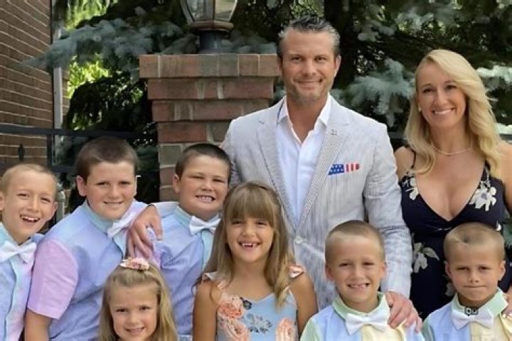 Pete Cordelli Biography, Age, Height, Wife, Net Worth, Family