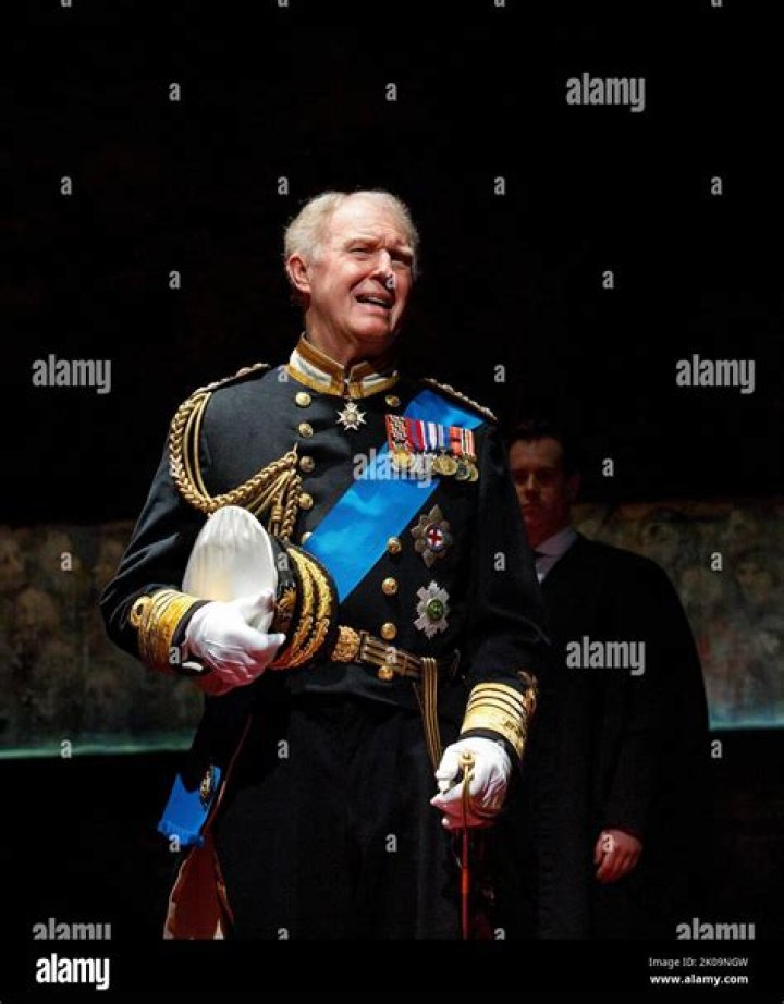 Tim Pigott-Smith Biography, Age, Height, Wife, Net Worth, Family